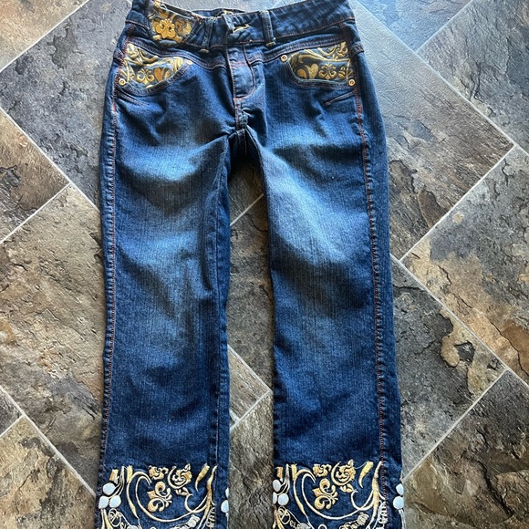 Women’s Dereon Capris - Picture 1 of 4